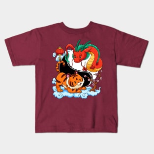 Yin Yang Tiger and Dragon: Year of the Dragon Kids T-Shirt